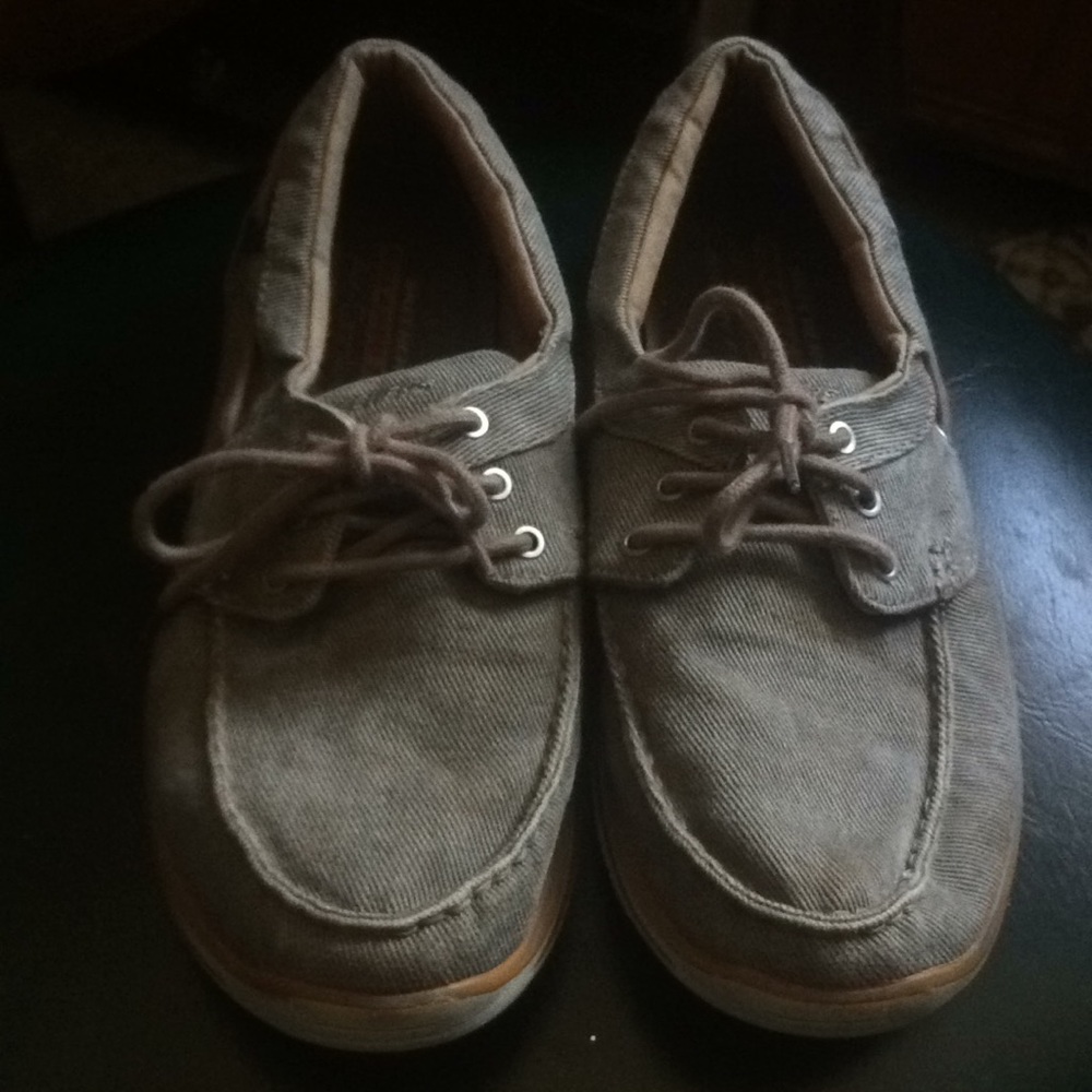 Sketchers size 8.5
